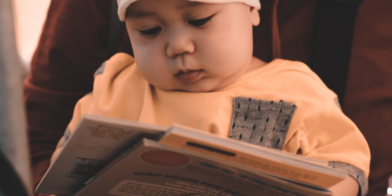 When is the best time to teach my child to read?